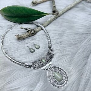 Elegant Silver and Green Necklace & Earrings Set